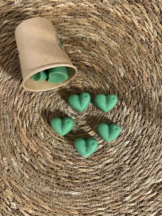 Wax Melts en forma de Corazones (Hierba Fresca).